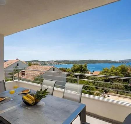 Palavra - With Amazing Sea Views And Heated Pool