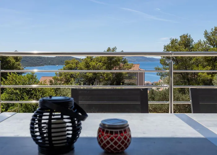 Palavra - With Amazing Sea Views And Heated Pool * Trogir