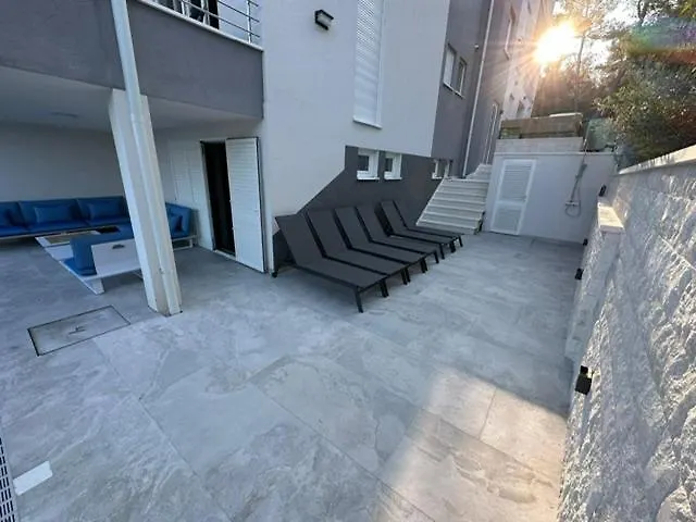 Palavra - With Amazing Sea Views And Heated Pool * Trogir