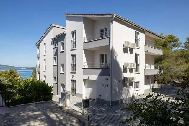 Palavra - With Amazing Sea Views And Heated Pool