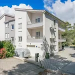 Palavra - With Amazing Sea Views And Heated Pool *