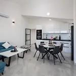 Palavra - With Amazing Sea Views And Heated Pool Trogir