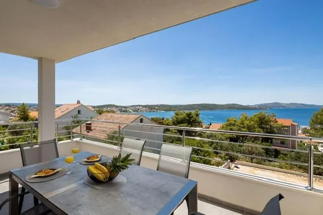 Palavra - With Amazing Sea Views And Heated Pool