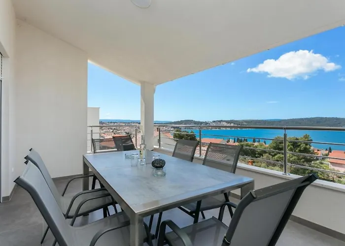 Palavra - With Amazing Sea Views And Heated Pool